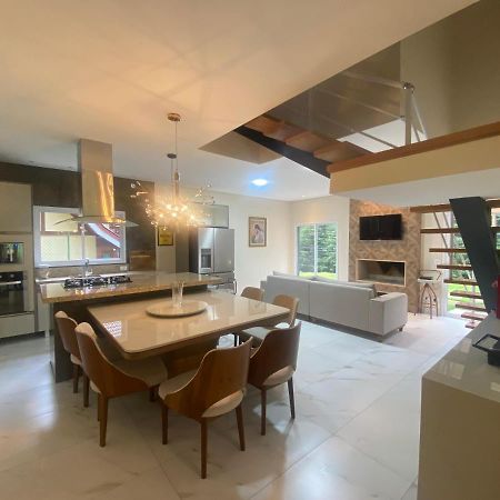 Hostyn Casa Manancial -4 Suites E Natureza Proxima Ao Capivari Campos do Jordão 외부 사진